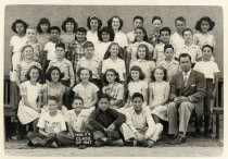 Edwin Wetterstrom and Class of 1947 Grades 5 and 6