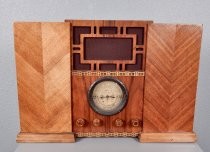 Montgomery Ward Airline radio