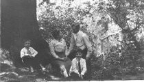 John & Nellie Hansen with Carl and Theodore