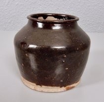 Brown glaze jar