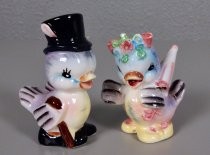 Lavender birds salt & pepper shakers