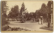 Pedestrians in St. James Park