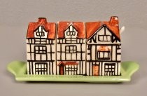 Row houses salt & pepper set