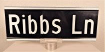 Ribbs Lane street sign