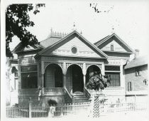 Carpenter's Gothic residence