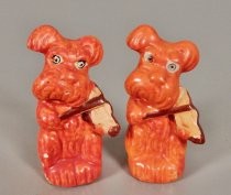 Dogs playing violins salt & pepper shakers