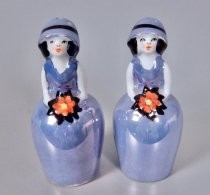 Lusterware figurines salt & pepper shakers