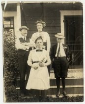 Brooke family portrait at Rosalia, Washington