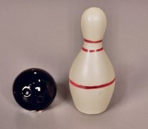 Bowling salt & pepper shakers