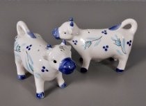 Cow salt & pepper shakers