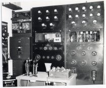 KFRC original transmitter, New Almaden Museum