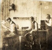 Operators with receivers, Jersey City, New Jersey, 1901