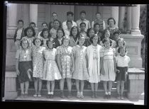 "Moreland School 1940" class portrait