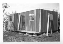 Construction of model cabin, Southern Lumber