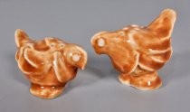 Brown chickens salt & pepper shakers