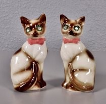 Siamese cats salt & pepper shakers
