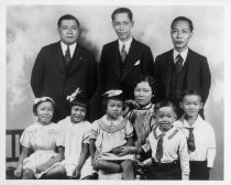 Sing Kee family, c. 1935