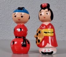 Japanese dolls salt & pepper shakers