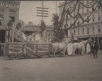 Normal School Float, Rose Parade May 14, 1901