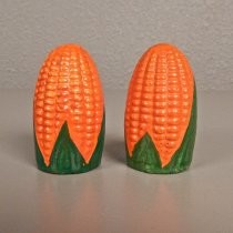 Corn salt & pepper shakers