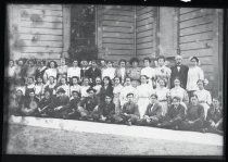 Hester School group portrait, 1910