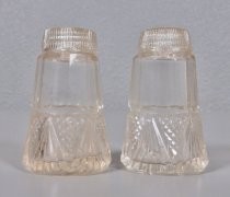 Glass salt & pepper shakers