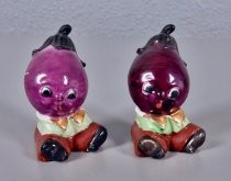 Eggplants salt & pepper shakers