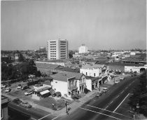 Looking northwest at corner of South Market Street at Park