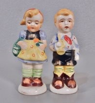 Children salt & pepper shakers