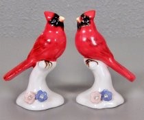 Cardinals salt & pepper shakers