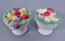 Baskets of fruit salt & pepper shakers