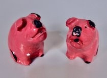 Red pigs salt & pepper shakers