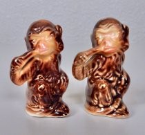 Monkeys salt & pepper shakers