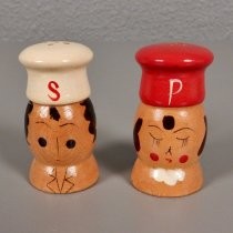 Chefs salt & pepper shakers