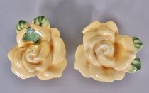 Yellow roses salt & pepper shakers