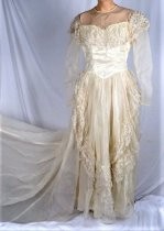 1950s wedding dress