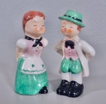 "Irish Sweethearts" salt & pepper shakers