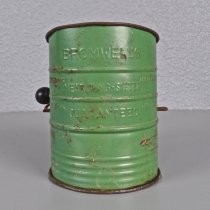 Bromwell's Measuring Sifter Guaranteed