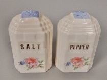 Geometric salt & pepper shakers