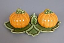 Pumpkin salt & pepper shakers