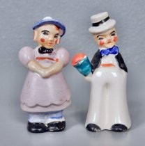 Figurines salt & pepper shakers