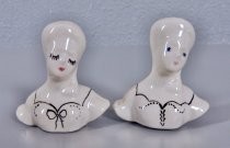 Figurines salt & pepper shakers