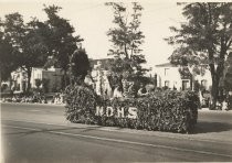 Notre Dame High School float