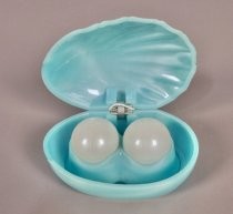 Shell with pearls salt & pepper shakers