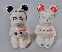 Mickey & Minnie salt & pepper shakers