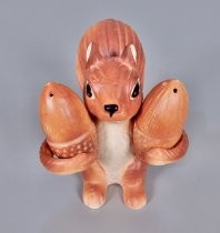 Squirrel with acorns salt & pepper shakers