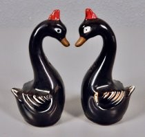 Swans salt & pepper shakers