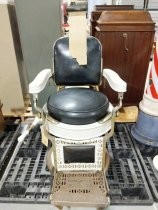 Barber's chair