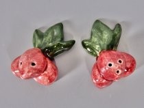 Radishes salt & pepper shakers