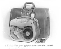 Fargo F-850 Briefcase and tape recorder